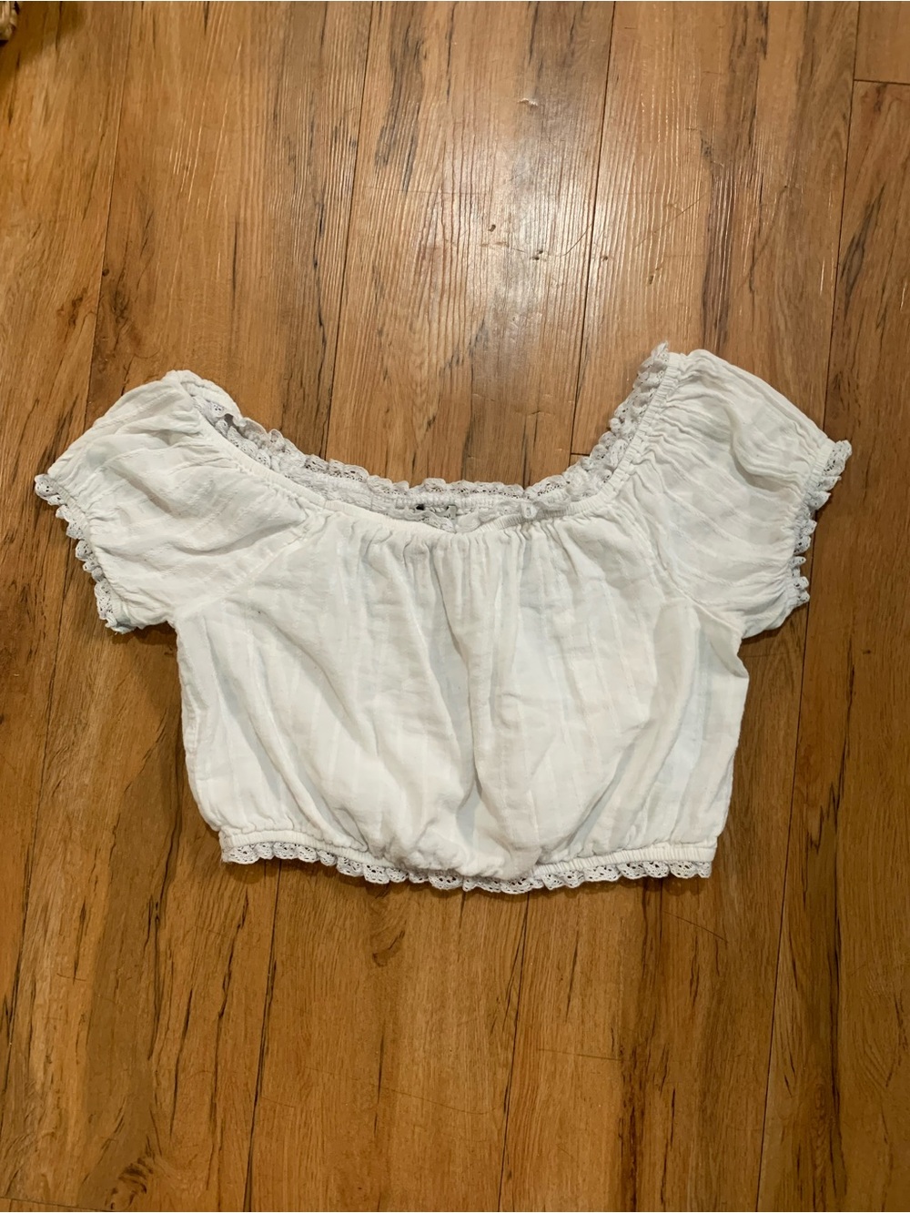 American eagle off the shoulder top